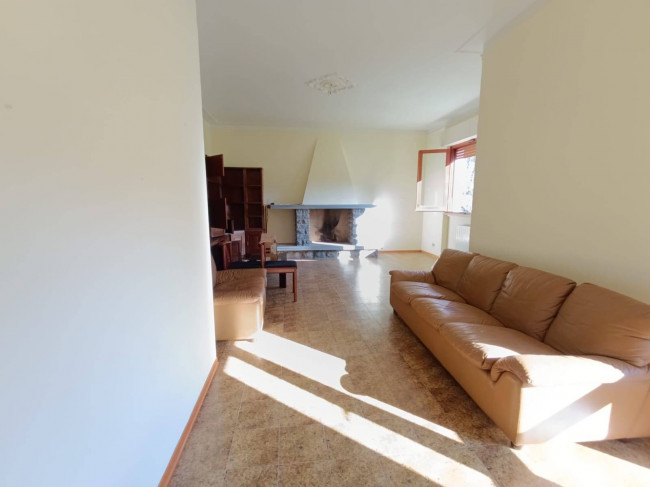 villa indipendente in vendita a Camaiore