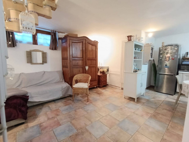 Appartamento in bifamiliare in vendita a Montignoso