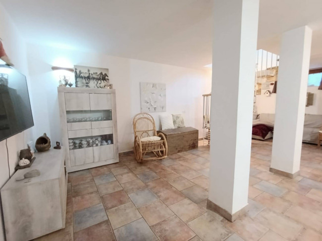 Appartamento in bifamiliare in vendita a Montignoso