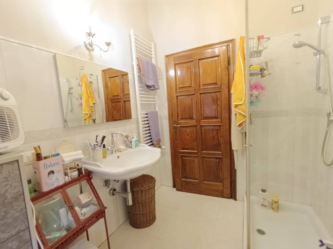 Appartamento in bifamiliare in vendita a Montignoso