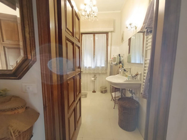 Appartamento in bifamiliare in vendita a Montignoso