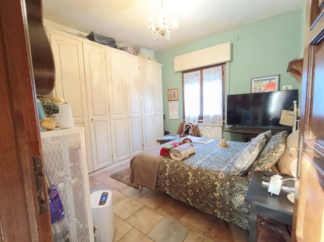 Appartamento in bifamiliare in vendita a Montignoso