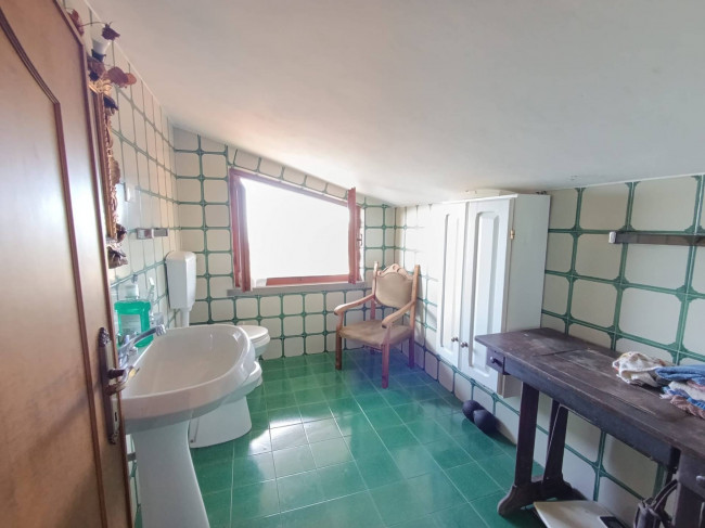 villa indipendente in vendita a Montignoso