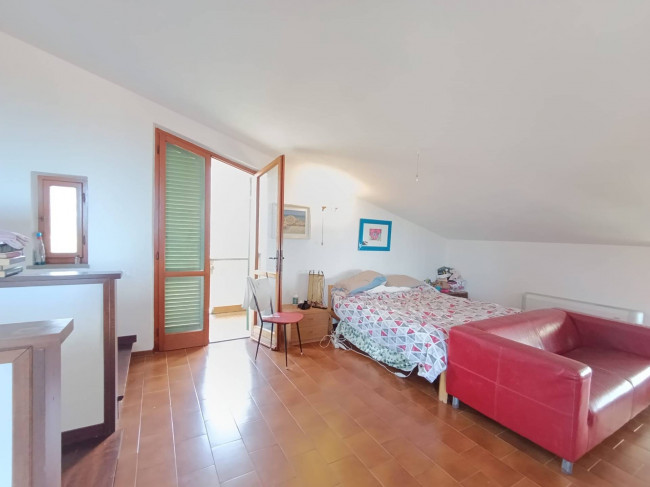 villa indipendente in vendita a Montignoso