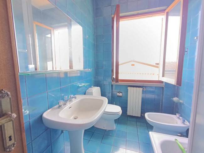 villa indipendente in vendita a Montignoso