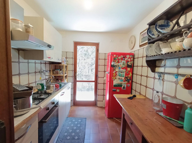 villa indipendente in vendita a Montignoso