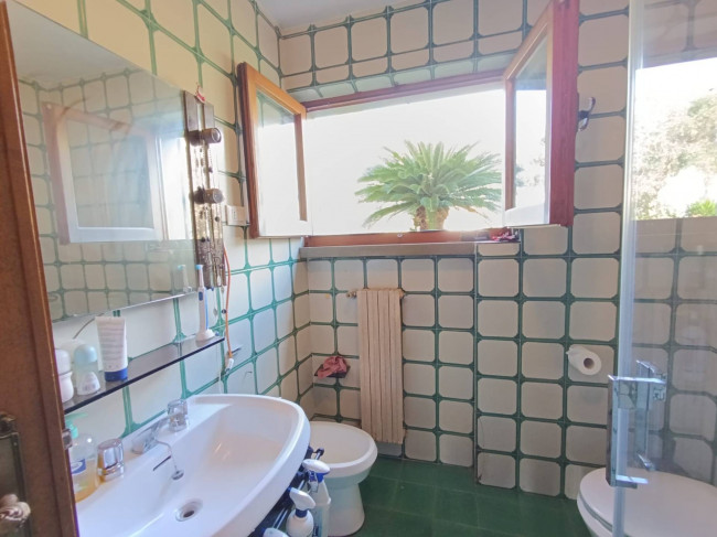 villa indipendente in vendita a Montignoso