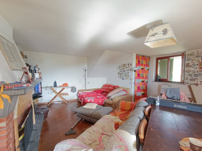 villa indipendente in vendita a Montignoso