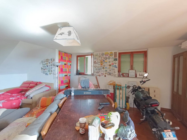 villa indipendente in vendita a Montignoso