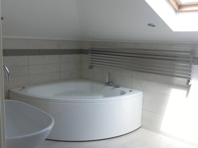 villa indipendente in affitto stagionale a Pietrasanta