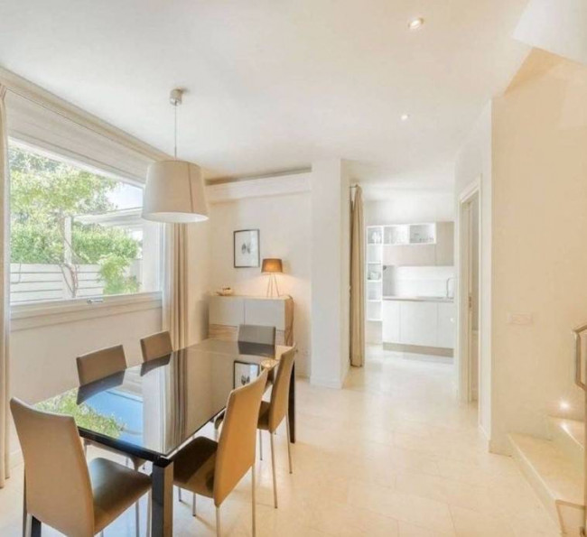 casa indipendente in vendita a Forte dei Marmi