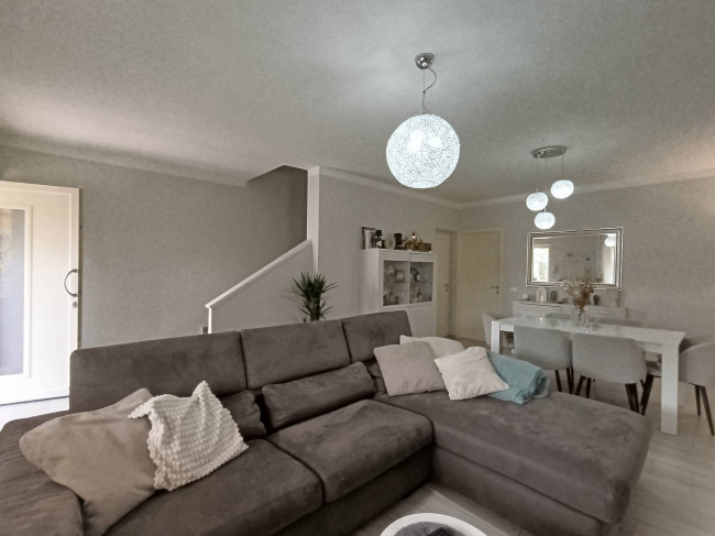 Villette a schiera in vendita a Seravezza