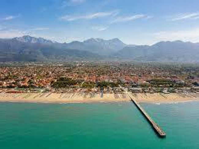 appartamento in vendita a Forte dei Marmi