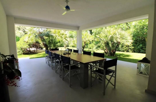 Villa in vendita a Forte dei Marmi