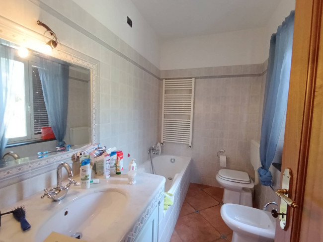 villa indipendente in vendita a Pietrasanta