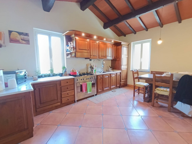 villa indipendente in vendita a Pietrasanta