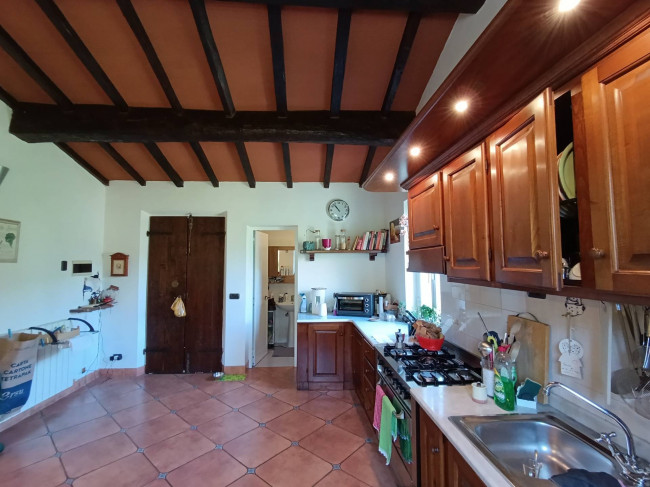 villa indipendente in vendita a Pietrasanta