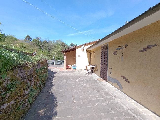 villa indipendente in vendita a Pietrasanta