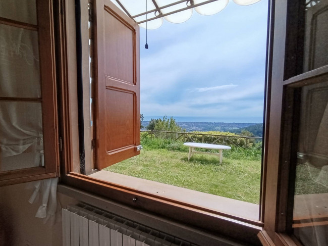 villa indipendente in vendita a Pietrasanta