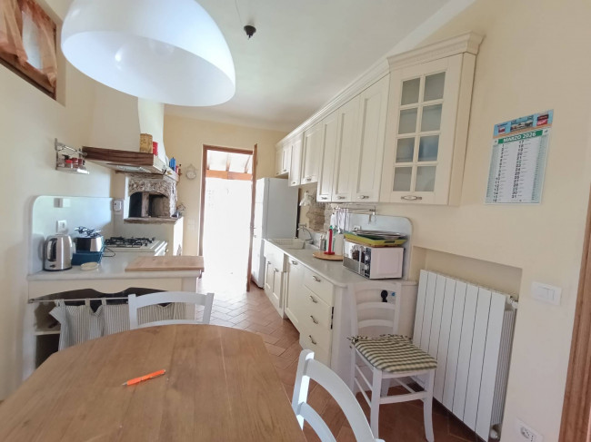 villa indipendente in vendita a Pietrasanta