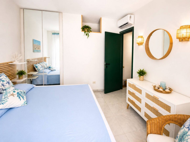 Villa quadrifamiliare in vendita a Montignoso