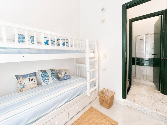 Villa quadrifamiliare in vendita a Montignoso