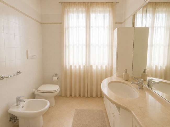 villa for sale in Montignoso