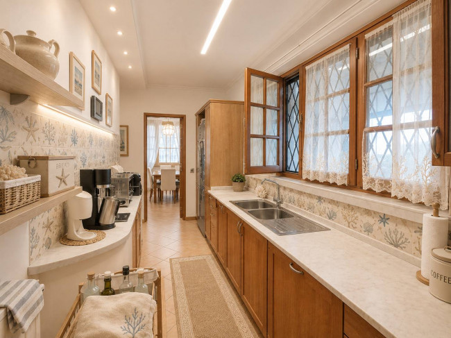 villa for sale in Montignoso