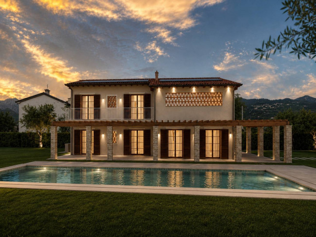 villa for sale in Pietrasanta