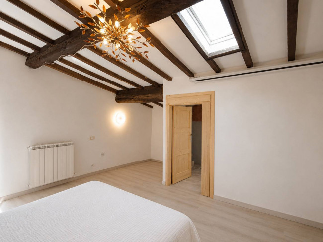 casa indipendente in vendita a Seravezza