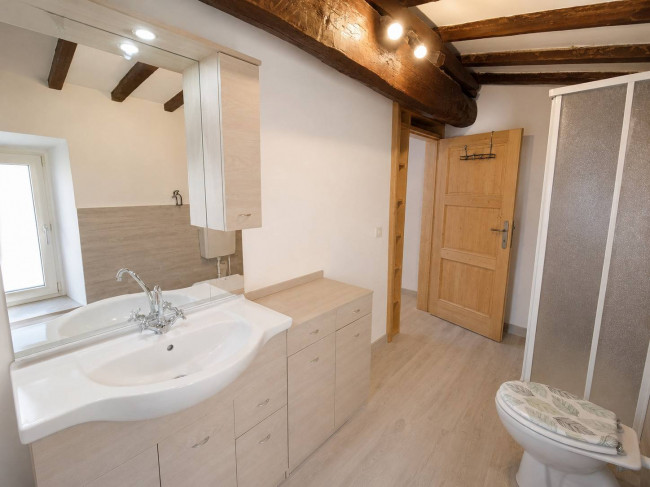 casa indipendente in vendita a Seravezza