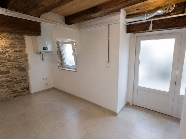casa indipendente in vendita a Seravezza