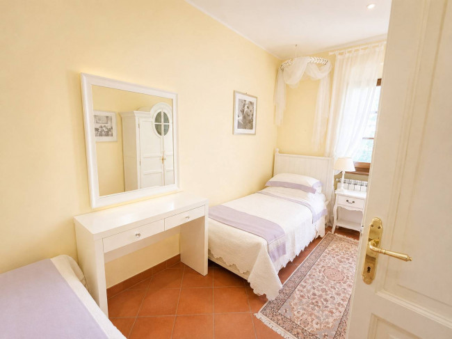 villa bifamiliare in vendita a Forte dei Marmi