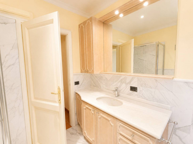 villa bifamiliare in vendita a Forte dei Marmi