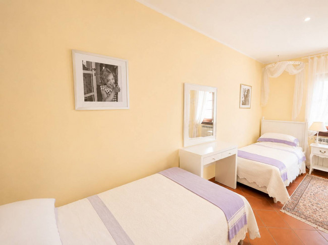 villa bifamiliare in vendita a Forte dei Marmi