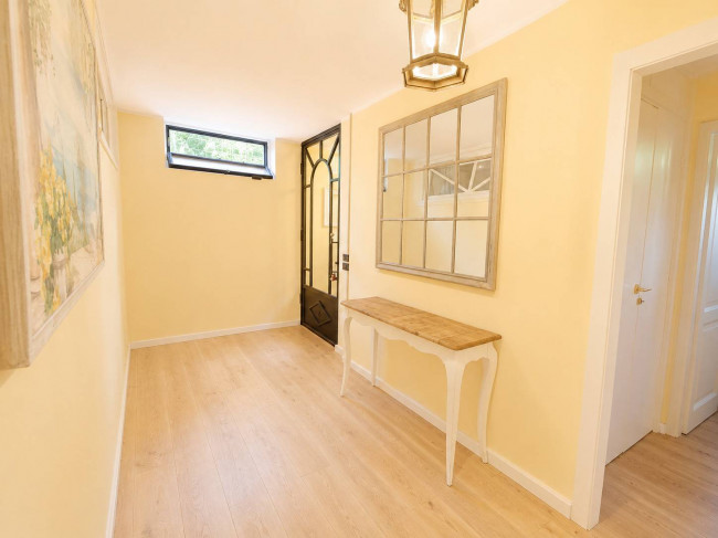 villa bifamiliare in vendita a Forte dei Marmi