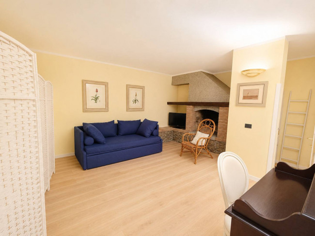 villa bifamiliare in vendita a Forte dei Marmi