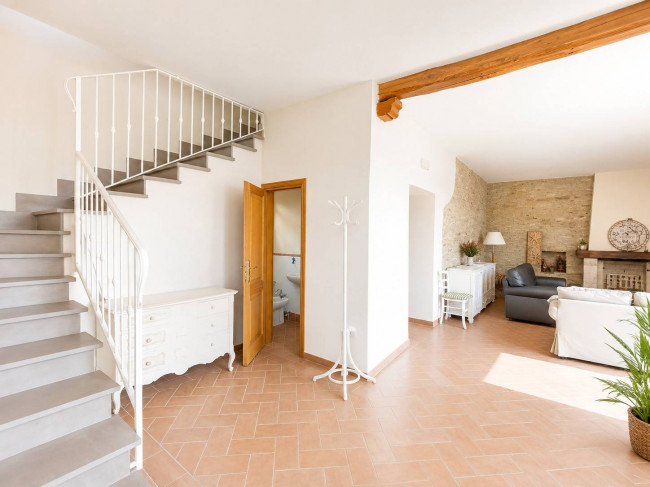villa indipendente in vendita a Pietrasanta