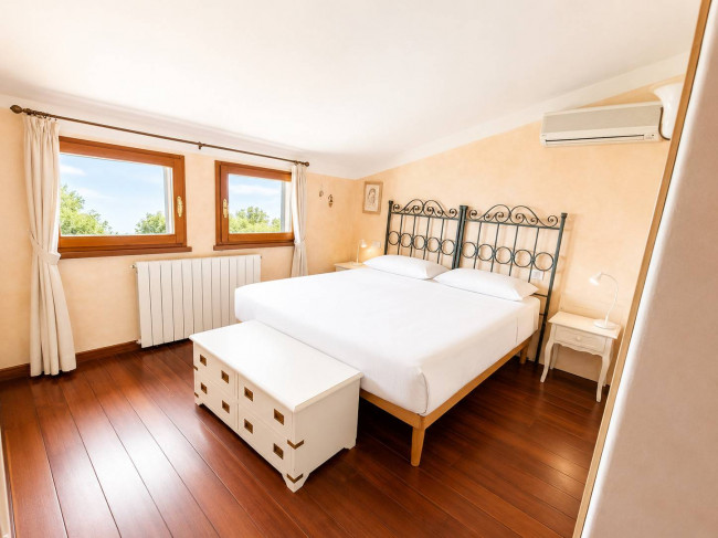 villa indipendente in vendita a Pietrasanta