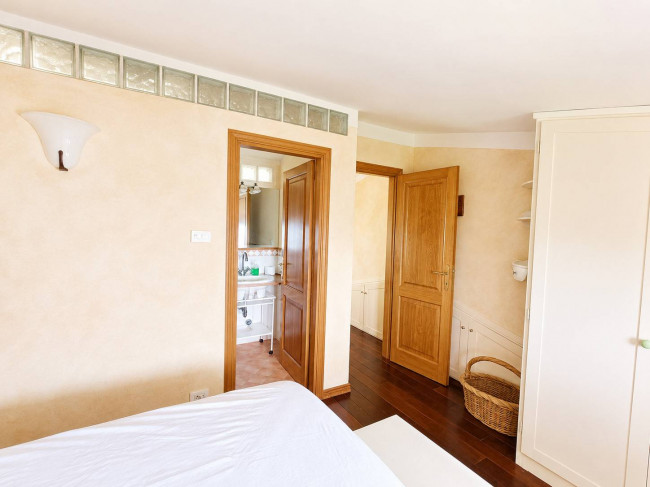 villa indipendente in vendita a Pietrasanta