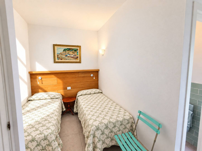 villa bifamiliare in vendita a Forte dei Marmi