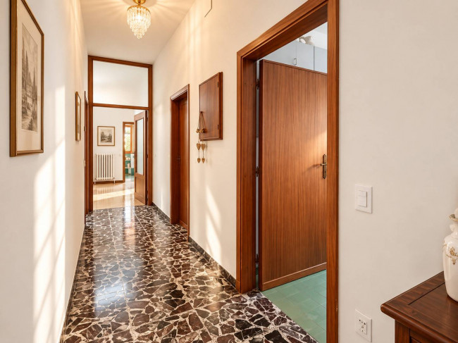villa indipendente in vendita a Forte dei Marmi