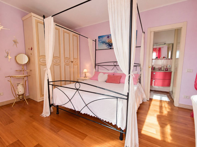 villa indipendente in affitto a Pietrasanta