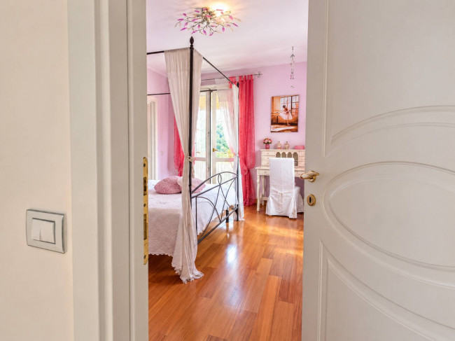 villa indipendente in affitto a Pietrasanta