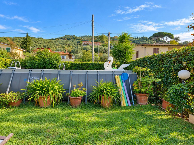 villa indipendente in affitto a Pietrasanta
