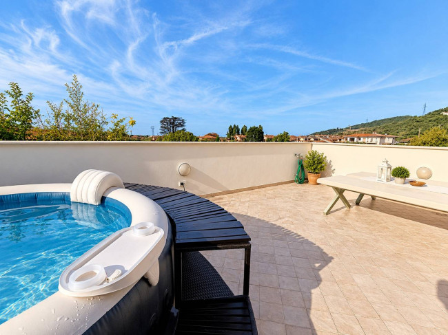 villa indipendente in affitto a Pietrasanta
