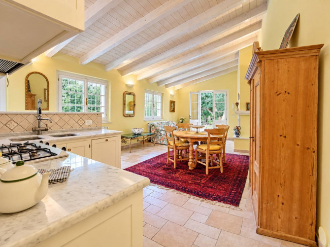 Villa in vendita a Pietrasanta