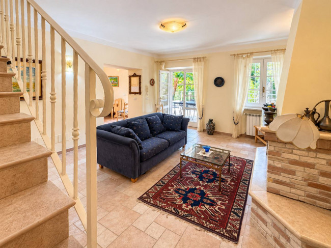 Villa in vendita a Pietrasanta