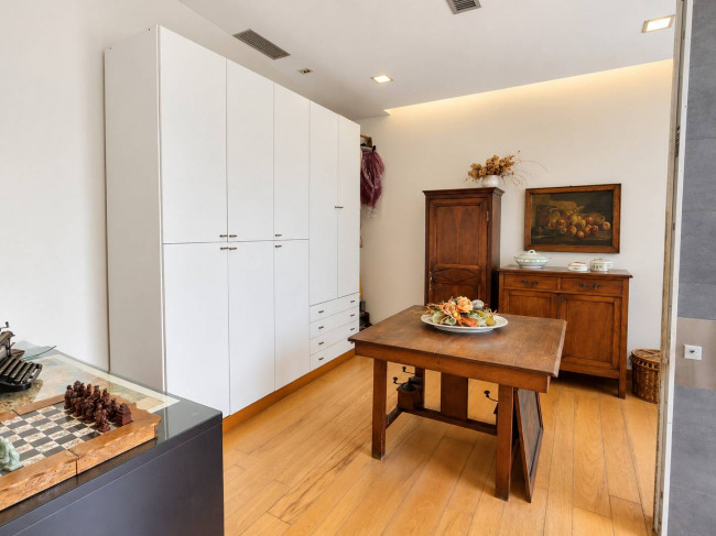 villa indipendente in vendita a Montignoso