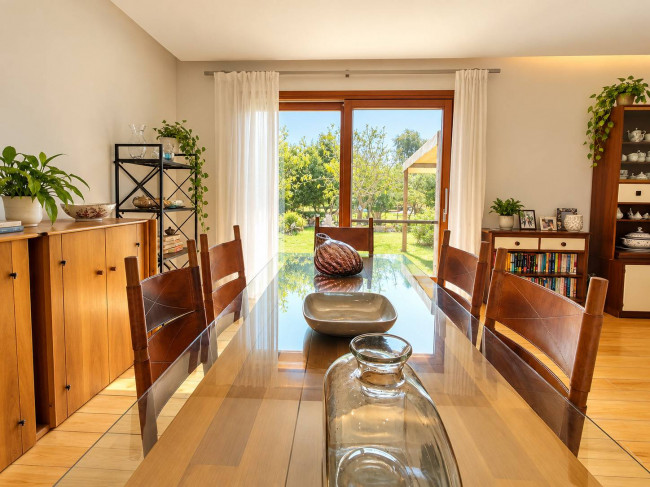 villa indipendente in vendita a Montignoso